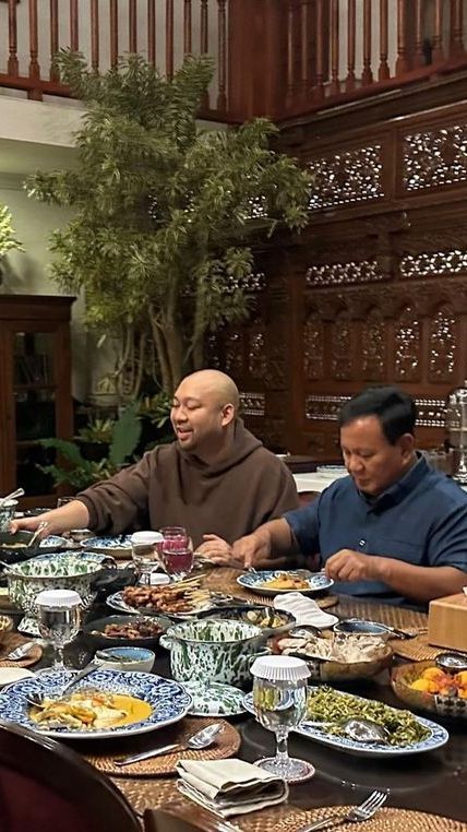 VIDEO: Mayor Teddy Bakal Pergi, Prabowo Bukber Bareng Anak & Mantan Istri Bikin Netizen Baper