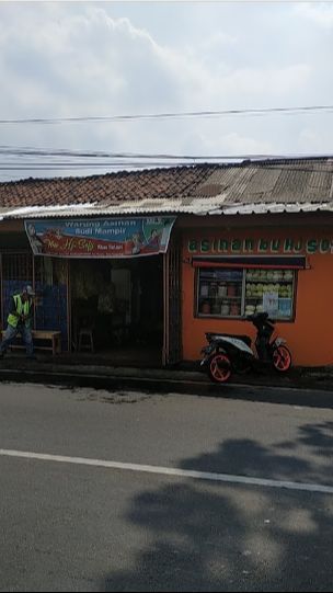 Warung Asinan di Tangerang Ini Legendaris Sejak 1975, Selalu Antre dan Cocok untuk Berbuka Puasa