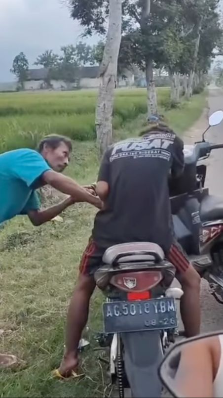 Viral Aksi Pemuda Balap Liar, Ditegur Warga Malah Nangis