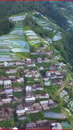 Berada di Tepi Jurang, Ini Cerita dari Desa Ekstrem Lereng Gunung Merbabu di Boyolali