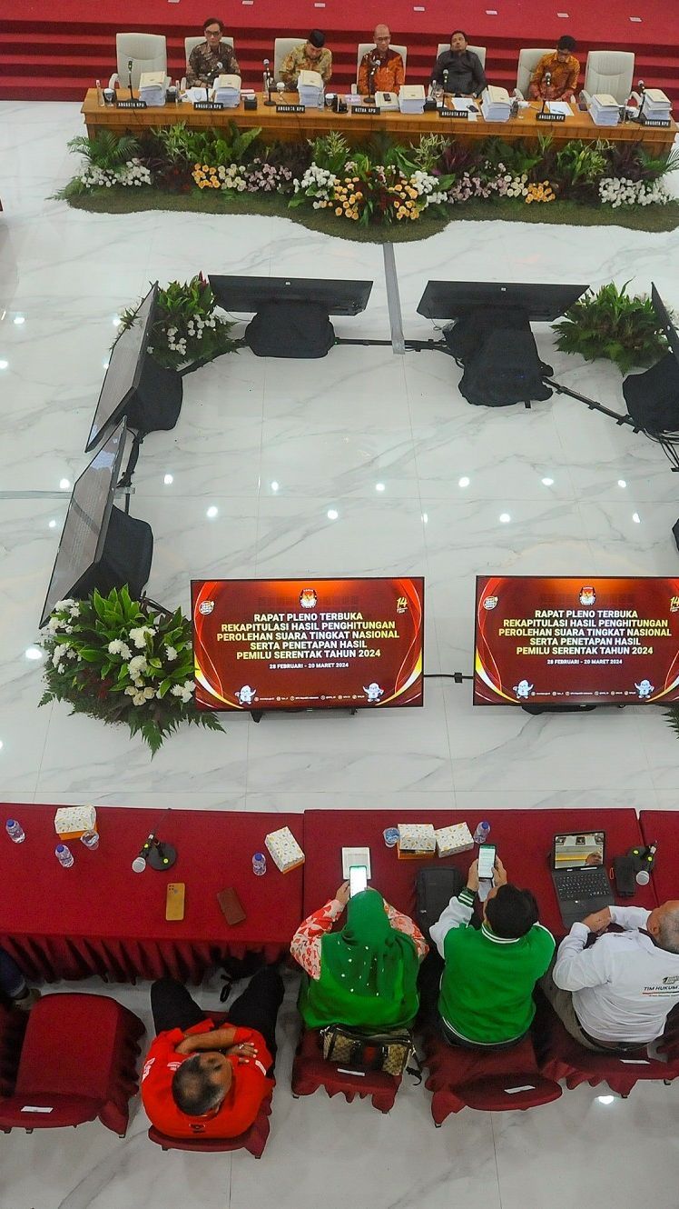 KPU Rekapitulasi Suara Jabar dan Papua Barat Daya Malam Ini, 3 Provinsi Terakhir Besok