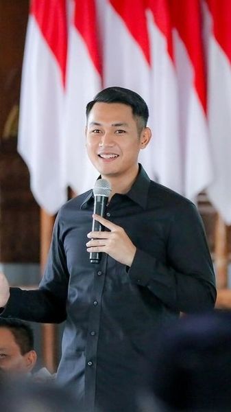 Potret Bupati Ganteng & Cantik di Indonesia yang Sering Jadi Rebutan Foto saat Kunjungan, Ada Anak Artis Senior