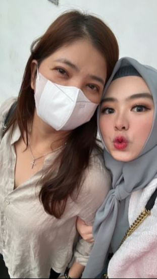 Cerita Perempuan Cantik Beda Agama sama Ibunda, Saat Bela Palestina Ibunya Justru Ibadah ke Israel