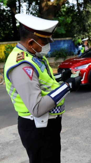 Kombes Polisi Bagikan Cerita Dulu Benci Polisi Kini Jadi Perwira Polisi, Berawal dari 'Dihajar' Helm Polantas