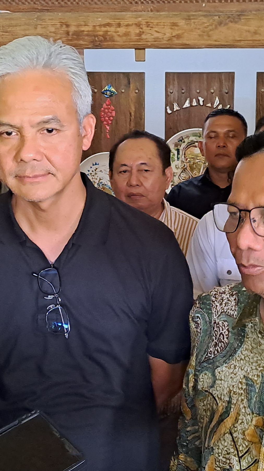 Jelang Penetapan Pemenang Pemilu 2024, Ganjar-Mahfud Buka Puasa Bersama Relawan