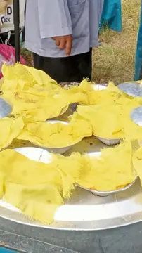 Mencicipi Putu Piring, Makanan Khas Melayu Riau yang Terbuat dari Tepung Beras dan Rempah-Rempah