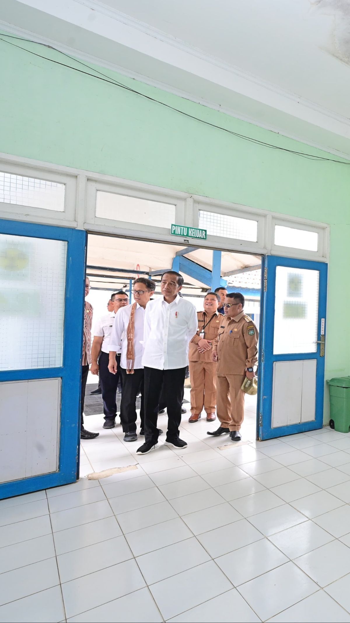 Jokowi Tinjau RSUD Sekadau Kalbar, Warga Minta Ada Dokter Spesialis Mata