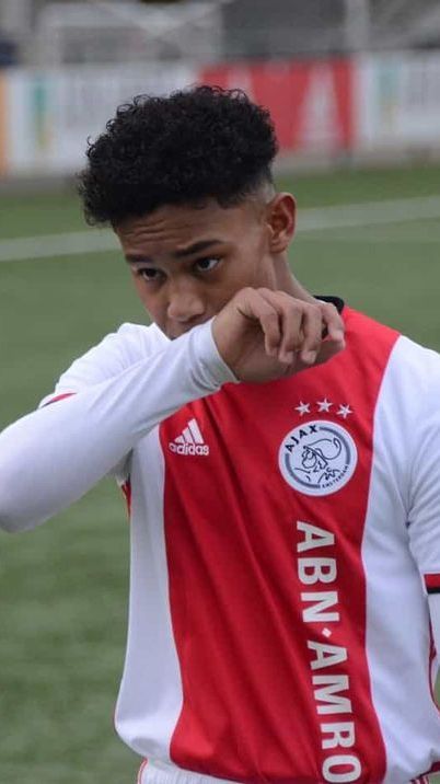 Profil Mendiang Noah Gesser, Eks Pemain Junior Ajax Keturunan Indonesia yang Selalu Dikenang Justin Hubner