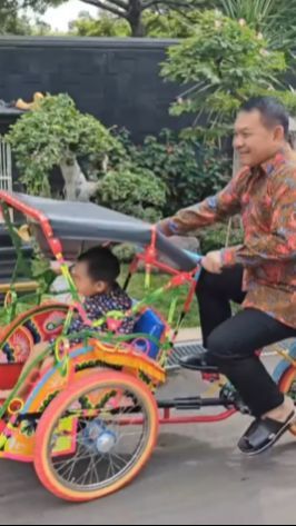 Momen Jenderal Dudung Eks Kasad 'Narik' Becak, Penumpangnya Sosok Tak Sembarangan