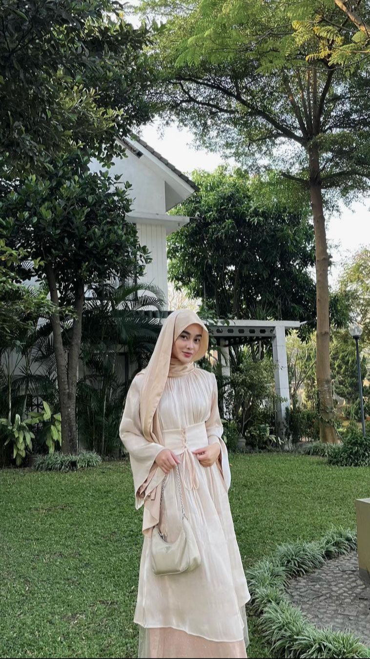 Cara Memilih Gamis untuk Lebaran yang Terbuat dari Katun Jepang