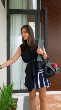 Intip Foto-foto Rumah Baru Luna Maya dengan Latar Lapangan Golf, Mewah Banget!