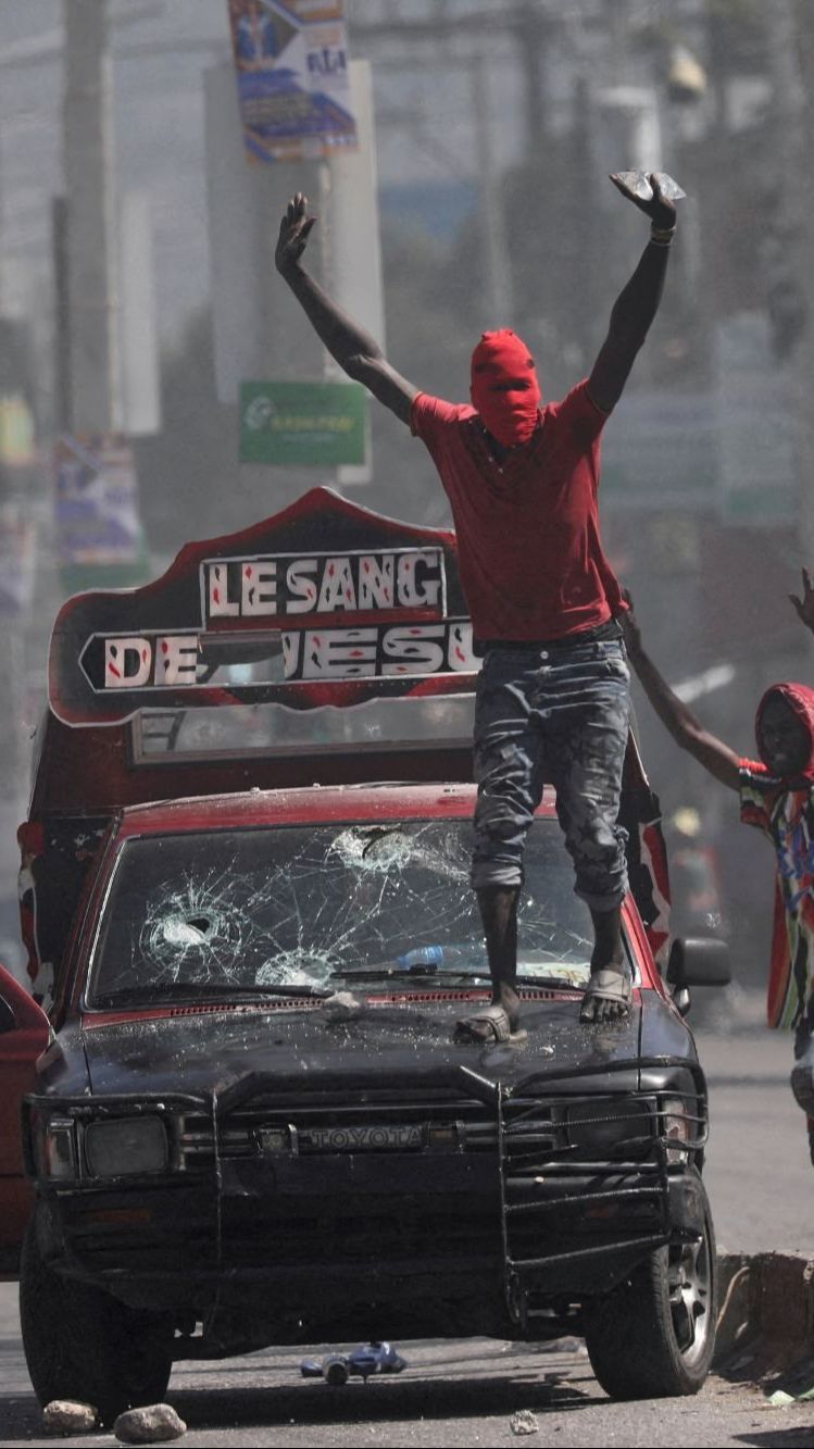 FOTO: Situasi Mencekam saat Gengster Kuasai Haiti