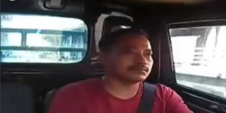 Terekam CCTV Polisi Terima 'Uang Damai' dari Pemobil di Jalan, Minta Rp50 Ribu Tapi Jangan Receh