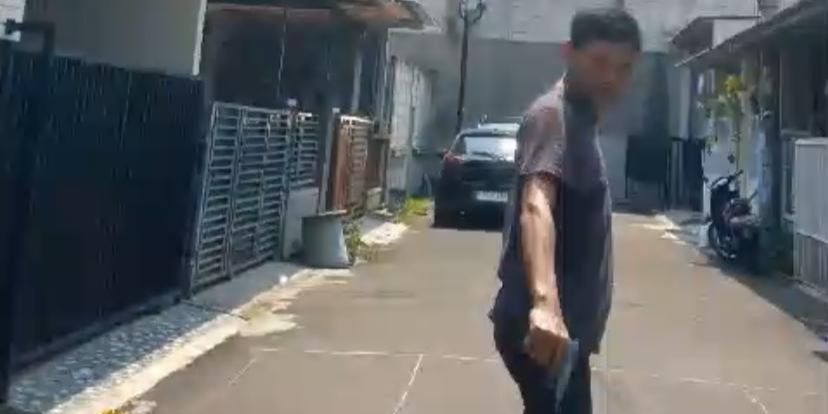 Viral Aksi Koboi Pegawai PN Depok, Todong Senjata ke Warga di Perumahan