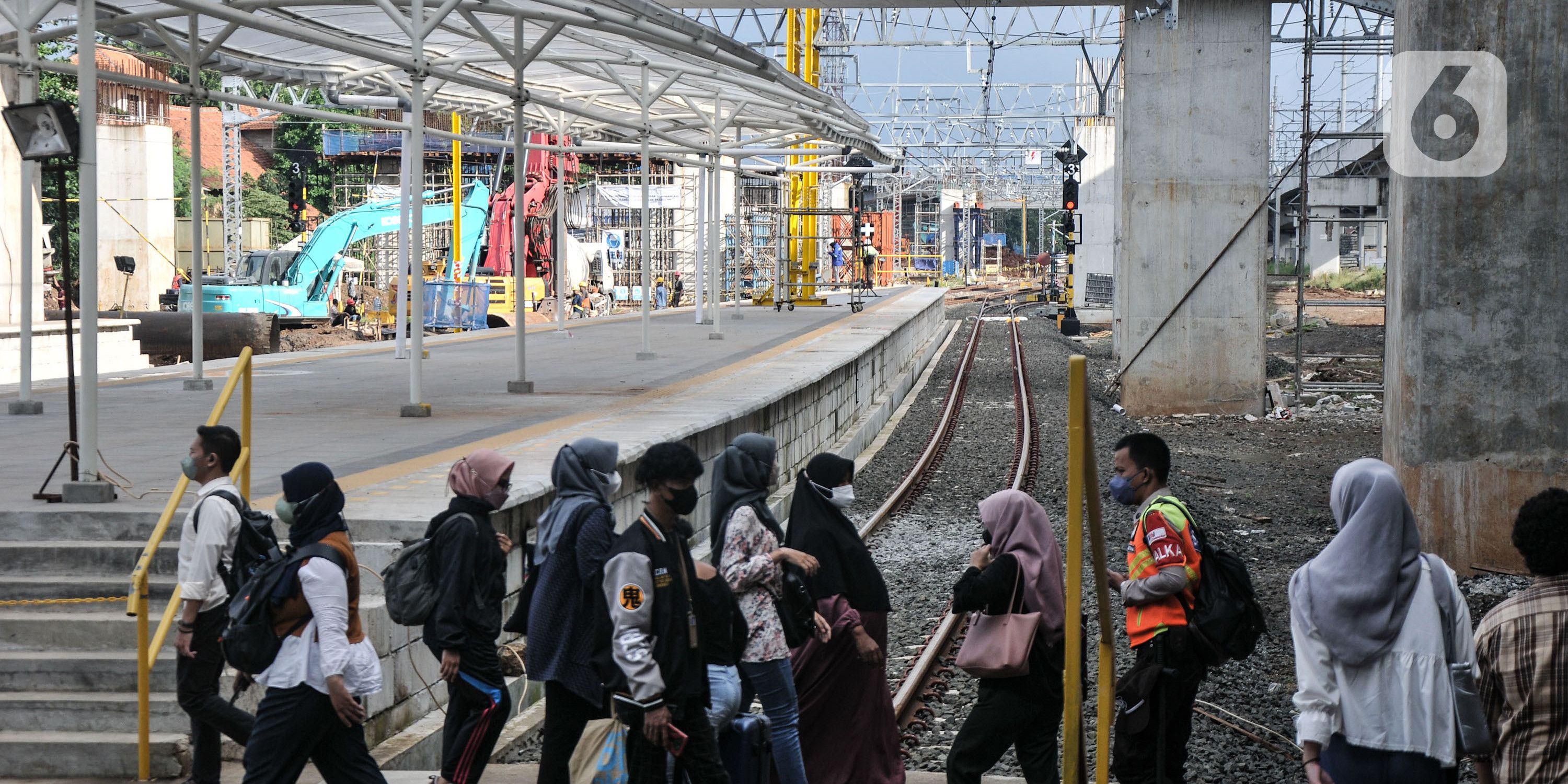 Pasca Kebakaran Manggarai, KAI Commuter Pastikan Perjalanan KRL Kembali Normal