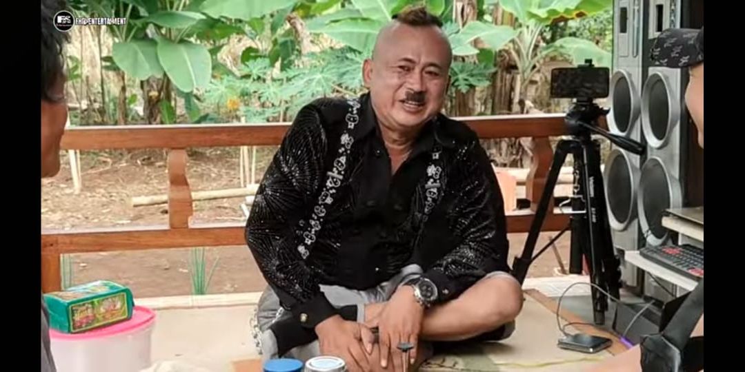 Lama Tak Terlihat, Anggota 'Srimulat' Berkumis Ini Memilih Tinggal di Pedesaan Bersama Keluarga