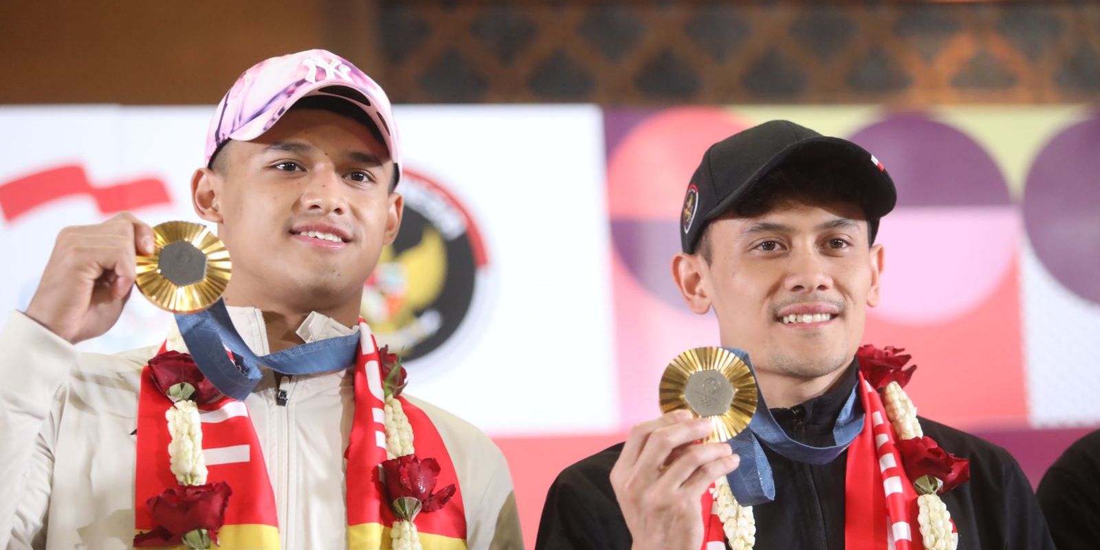 Pahlawan Olimpiade Veddriq Leonardo dan Rizki Juniansyah Tiba di Tanah Air, Segini Besaran Bonus yang Diterima