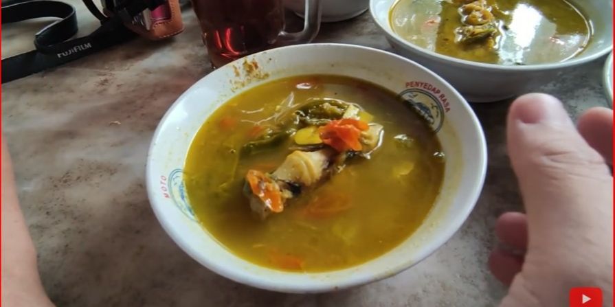 Mencicipi Kuliner Pindang Serani, Sup Ikan Khas Jepara Kaya Rempah Cocok Buat Sarapan