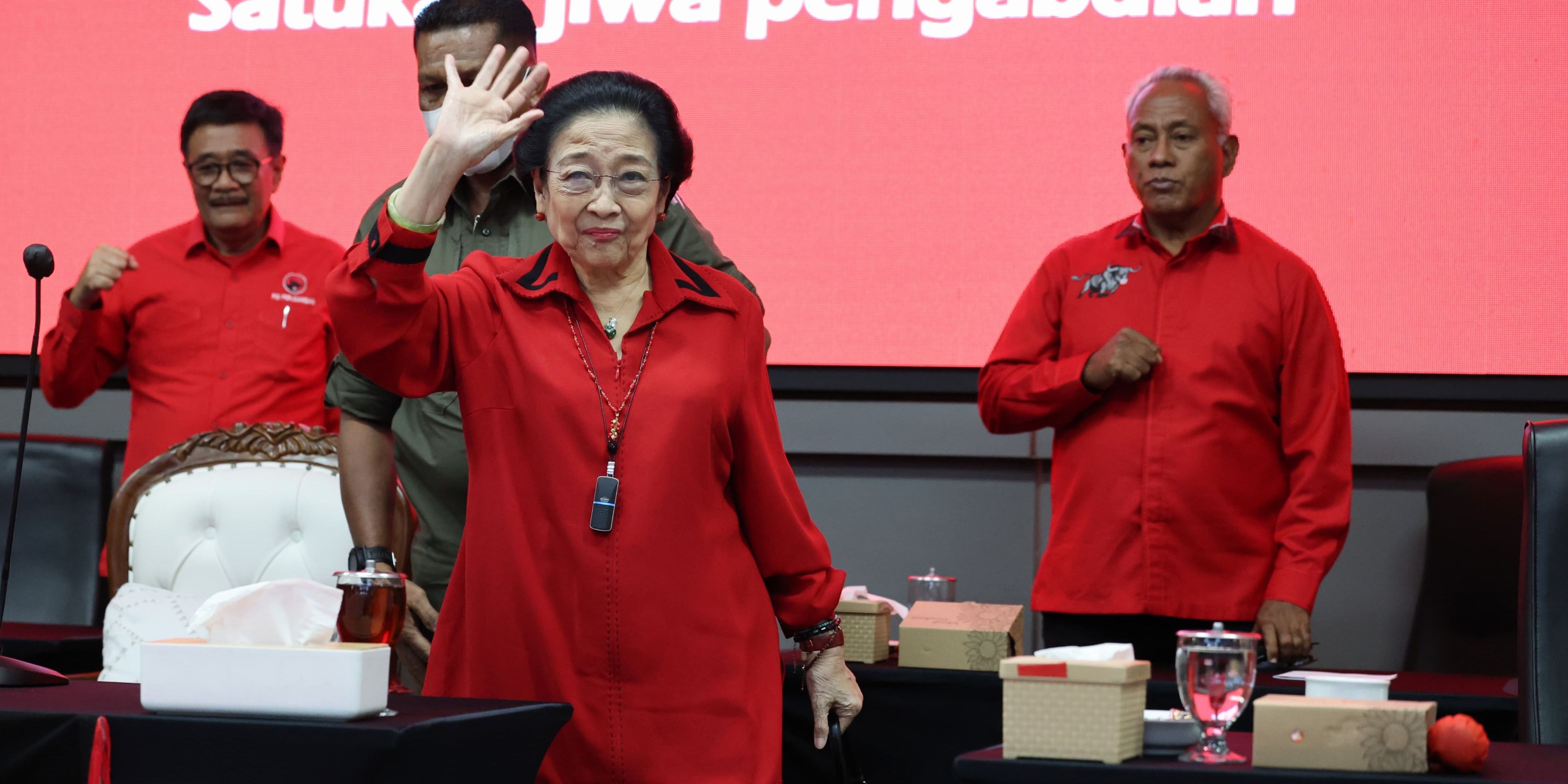 Megawati Sentil TNI-Polri: Mau Disetarakan, Apa yang Mau Disetarakan?