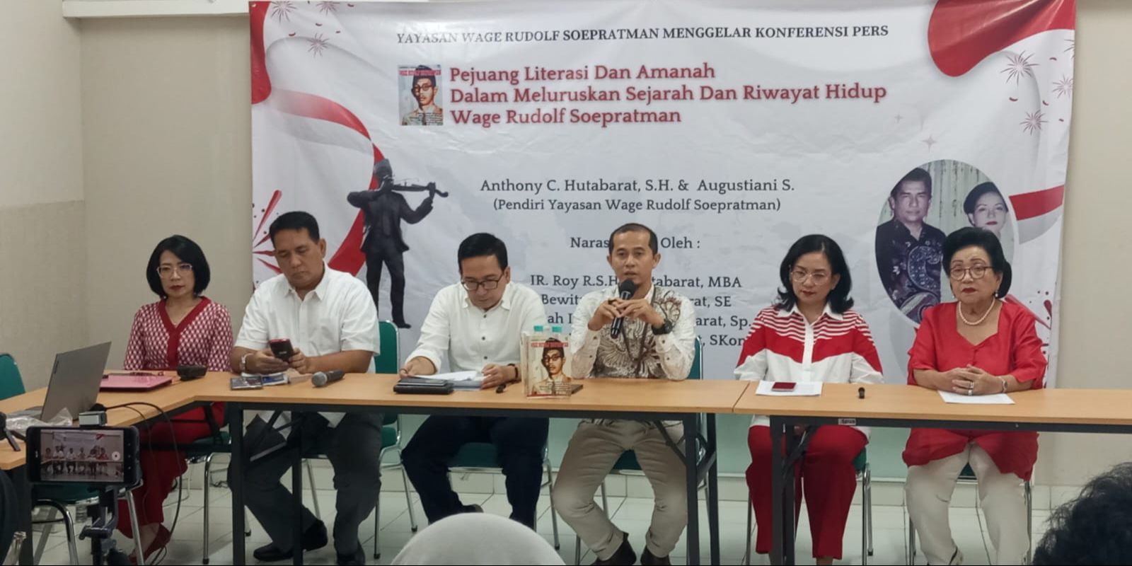 Meluruskan Sejarah WR Soepratman, Pencipta Lagu Indonesia Raya