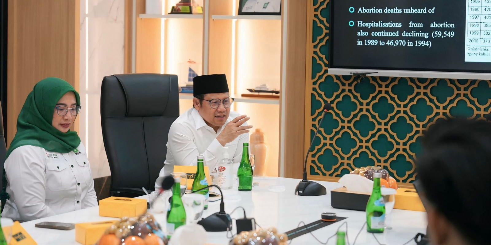 Kiai Syukron Ma'mun Turun Tangan Atasi Konflik PKB Vs PBNU, Jalan Keluarnya Islah