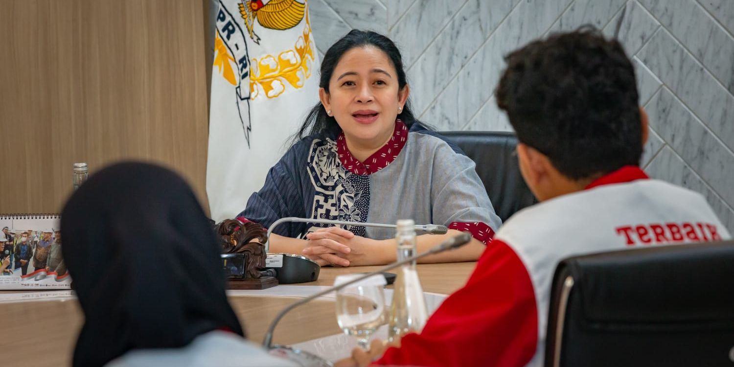 Gaya Menawan Ketua DPR Puan Maharani Hadiri Sidang Tahunan MPR-DPR, Berbalut Kebaya Emas & Selendang Sutra