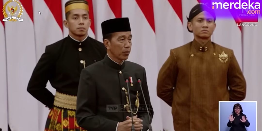 VIDEO: Asisten Ajudan Kompol Syarif Tahan Tangis Dengar Jokowi Berkali Kali Minta Maaf ke Rakyat