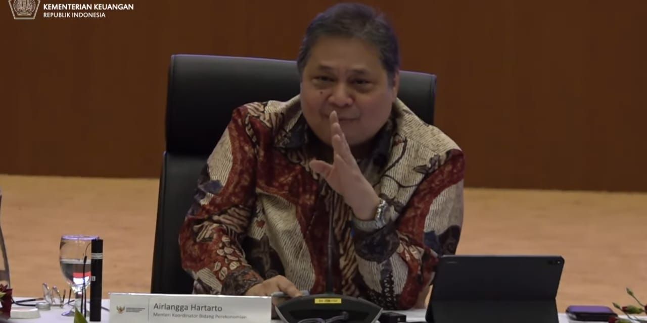 VIDEO: Kejutan Airlangga Terkekeh Sindir Rebutan Kursi Langsung Tos sama Sri Mulyani