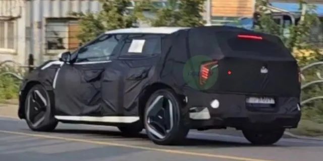 Kia EV4 Siap Diluncurkan Setelah Uji Coba di Korea Selatan