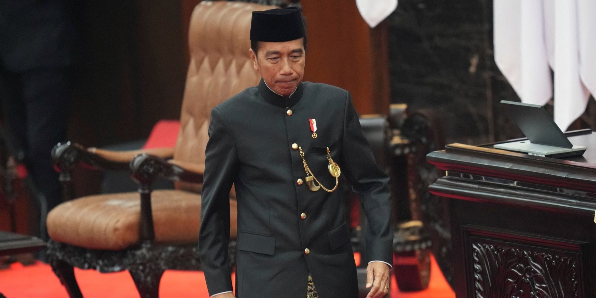 Bikin PNS Ketar-Ketir, Nasib Naik Gaji 2025 Tak Dibahas Jokowi & Menanti Kebaikan Hati Prabowo