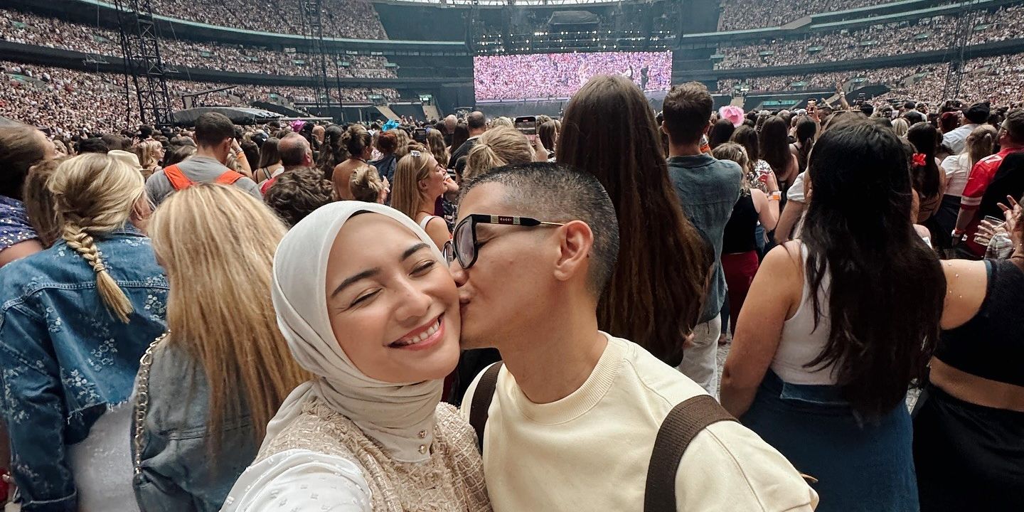 So Sweet Banget, ini Foto-foto Citra Kirana dan Rezky Aditya Nonton Taylor Swift di Inggris