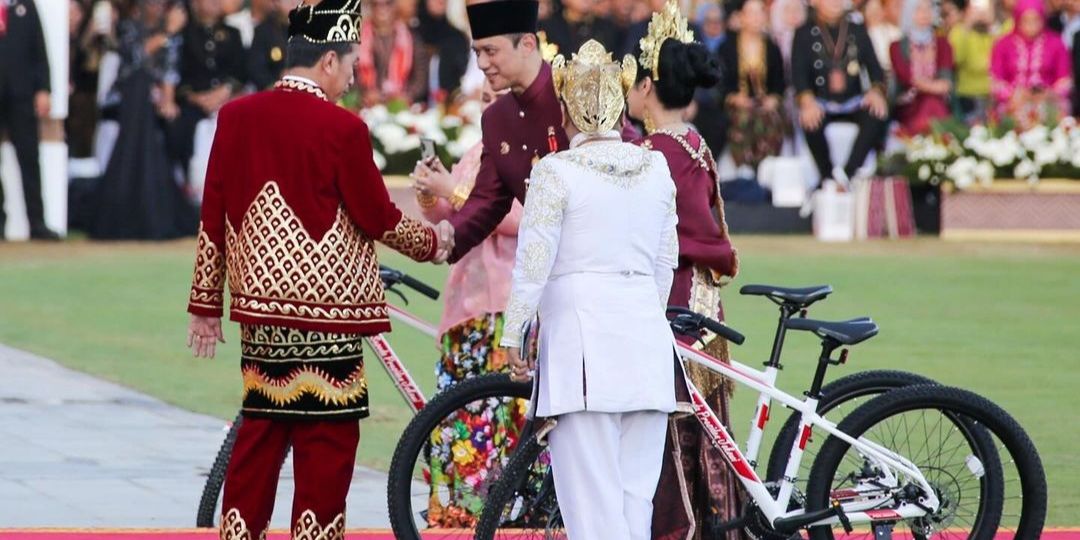 VIDEO: Di Balik AHY-Annisa Busana Terbaik IKN, Tak Sabar Ingin Cek Tanah Pakai Sepeda Jokowi