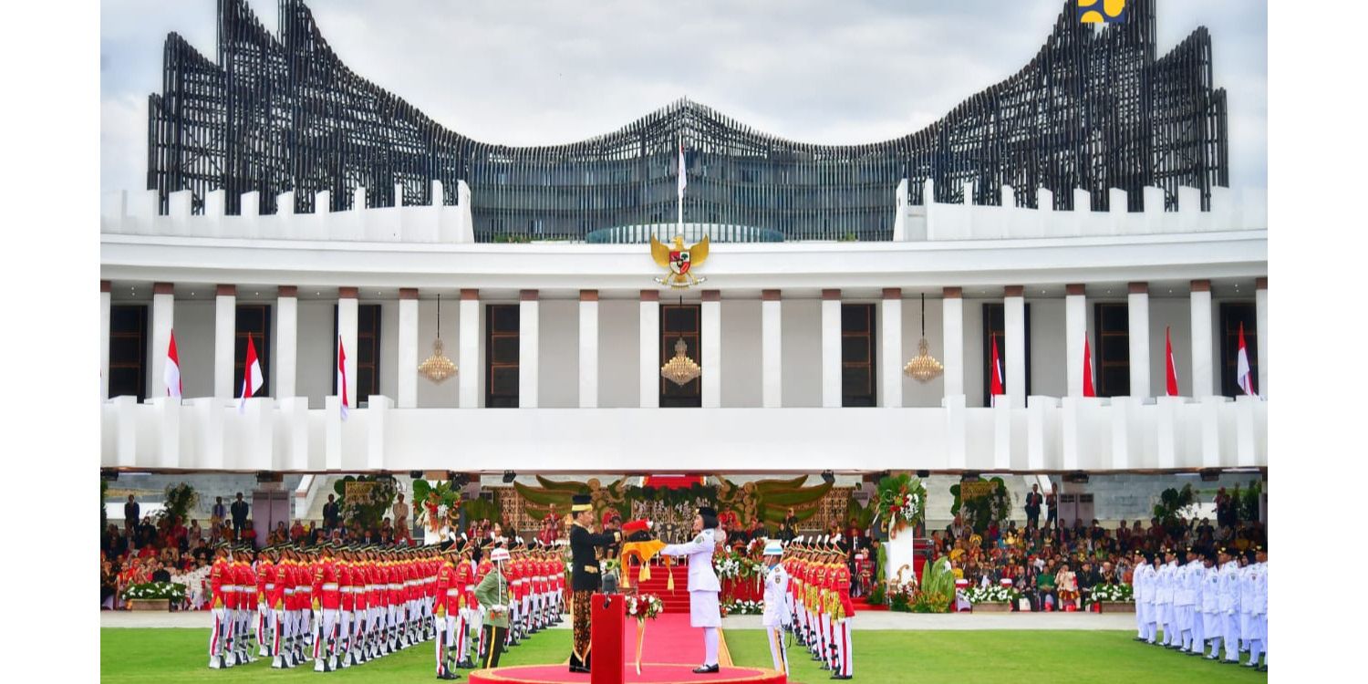 VIDEO: Potret Eks Ketua MK Anwar Usman Hadir HUT Ke-79 RI di IKN, Jokowi Sempat Melirik