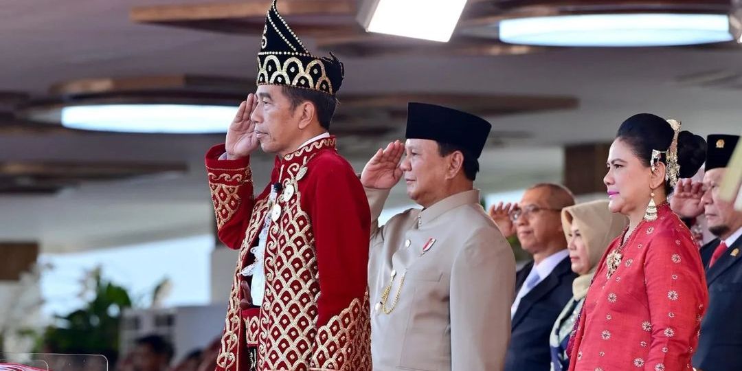 VIDEO: Penuh Makna Simbol Naga dan Kelabang di Baju Adat Banjar Dipakai Jokowi di IKN