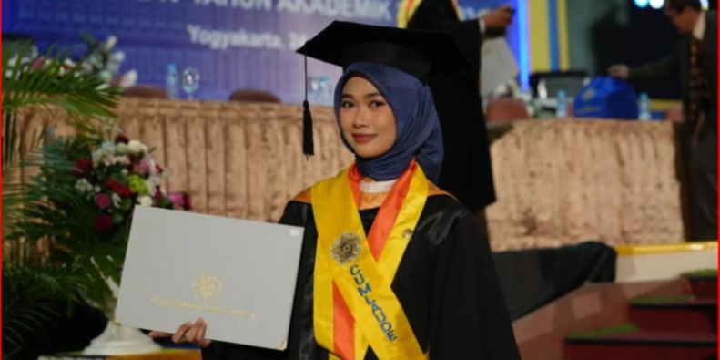 Perempuan Ini Resign dari Pekerjaan Mapan dan Pilih Lanjutkan S2 di UGM Sambil Jalankan Bisnis, Lulus Jadi Wisudawan Terbaik