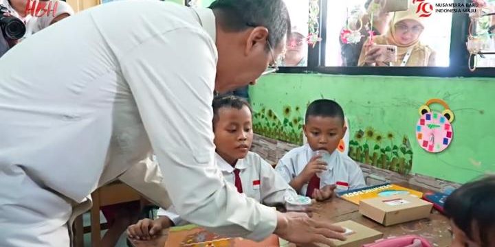 Uji Coba Makan Gratis, Anak SD di Jakarta Ini Pilih Tak Makan karena Ingin Bawa Pulang untuk Nenek