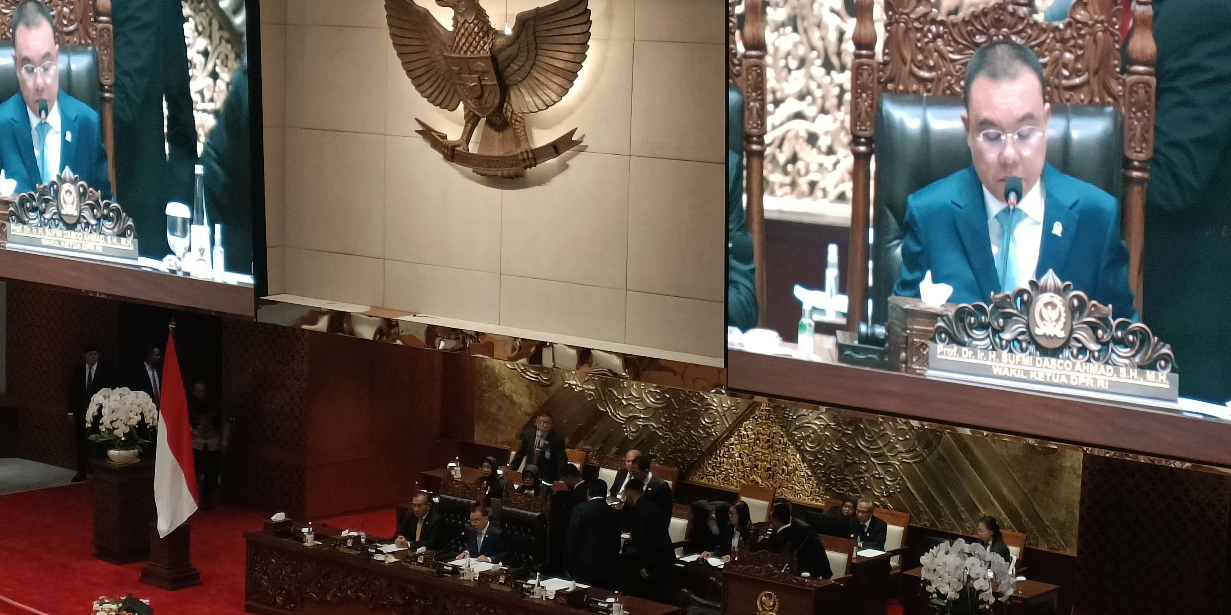 Pengamat Politik Nilai DPR Manuver Tunda Sahkan RUU Pilkada Demi Mengecoh Masyarakat