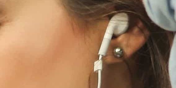 7 Tips Aman Menggunakan Earphone agar Tidak Merusak Pendengaran, Penting Diperhatikan