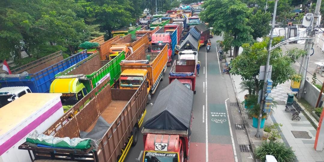 Lebih dari Separuh Truk Angkutan Barang Lakukan Pelanggaran, Ini Nama Perusahaan yang Mewadahi