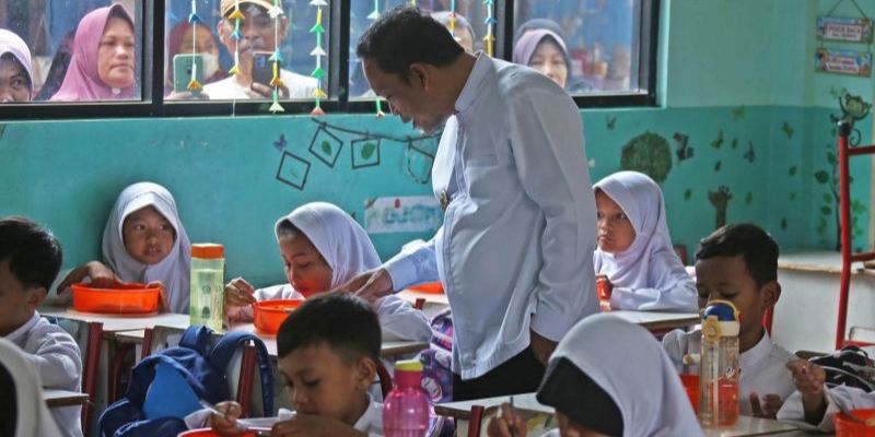 Program Makan Bergizi Gratis di Tangerang Dimulai 2 Januari 2025