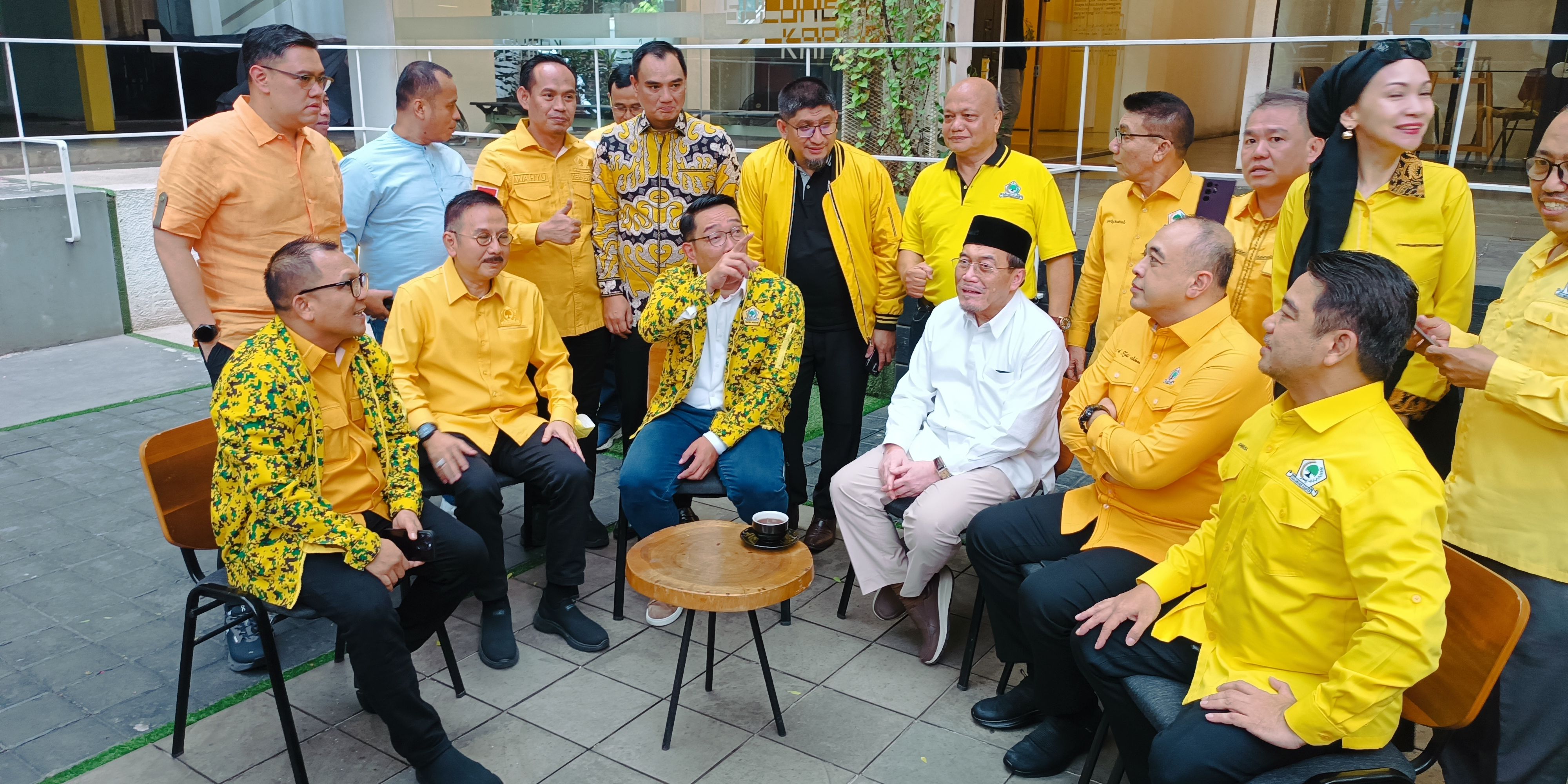 RK-Suswono Sambangi DPD Golkar DKI Jakarta: Konsolidasi Jelang Pendaftaran