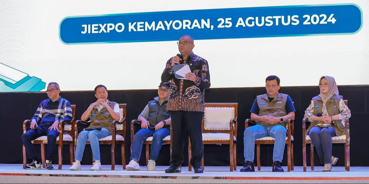 Berjalan Sukses, Wamenaker Tutup Naker Fest 2024