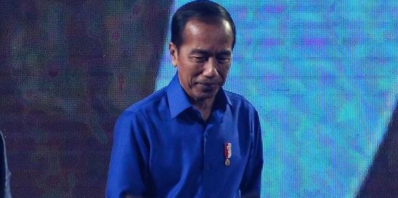 Jokowi: Saya Pernah Hari Ini Salaman dengan Surya Paloh, Seminggu Kemudian Beda