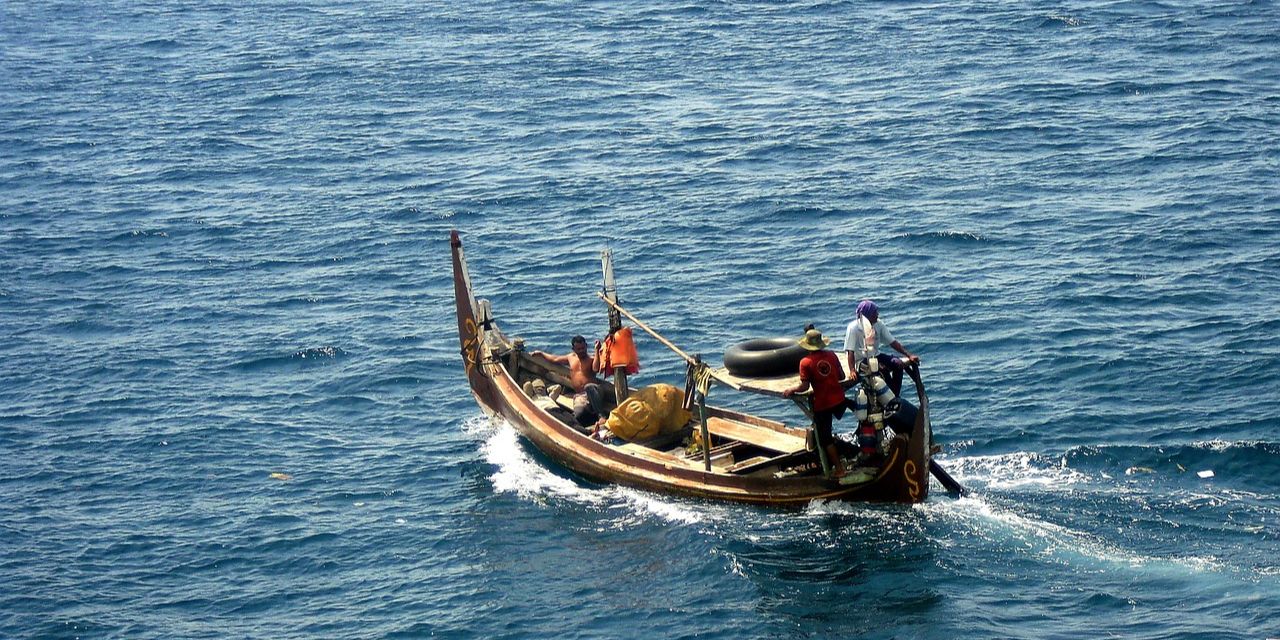 Ngumbai Lawok, Cara Masyarakat Pesisir Lampung Ungkapkan Rasa Syukur Kepada Penguasa Laut