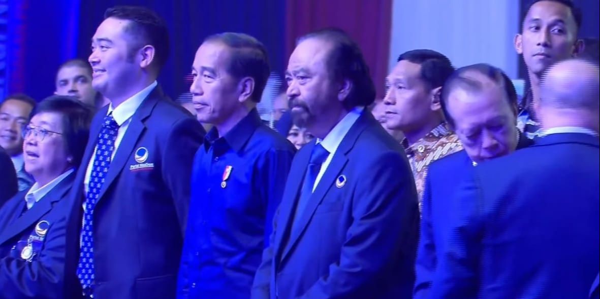 VIDEO: Anies Tertawa & Bahlil Ngakak Dengar Jokowi Pidato 'Roasting' Surya Paloh di Kongres NasDem