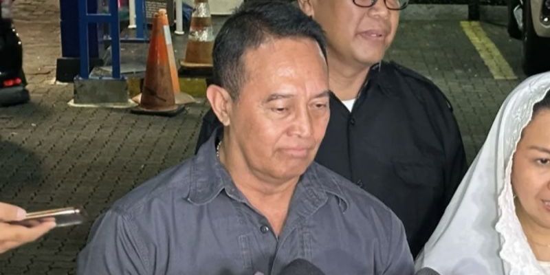 VIDEO: Eks Panglima TNI Andika Dua Kali Hormat ke Mega Diperintah Maju Jateng, Kompak Salam Metal