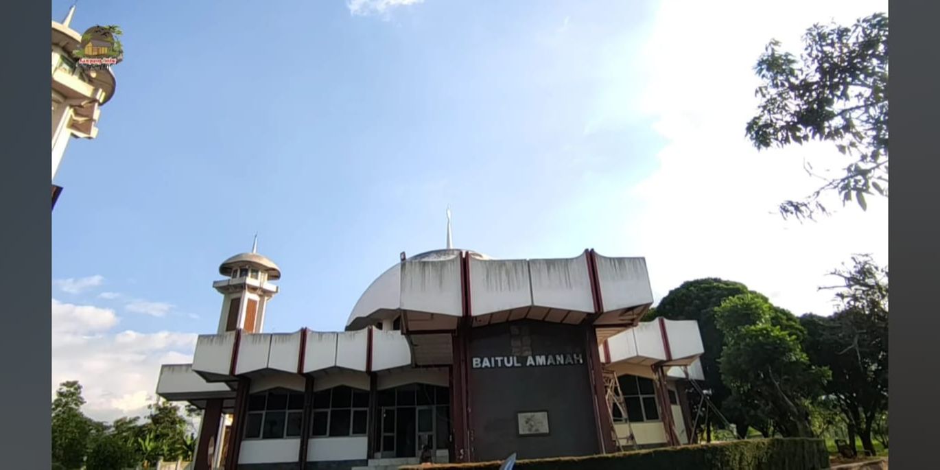 Potret Masjid Pedangdut Itje Trisnawati, Dulu Sangat Megah Kini Tampak Tidak Terurus