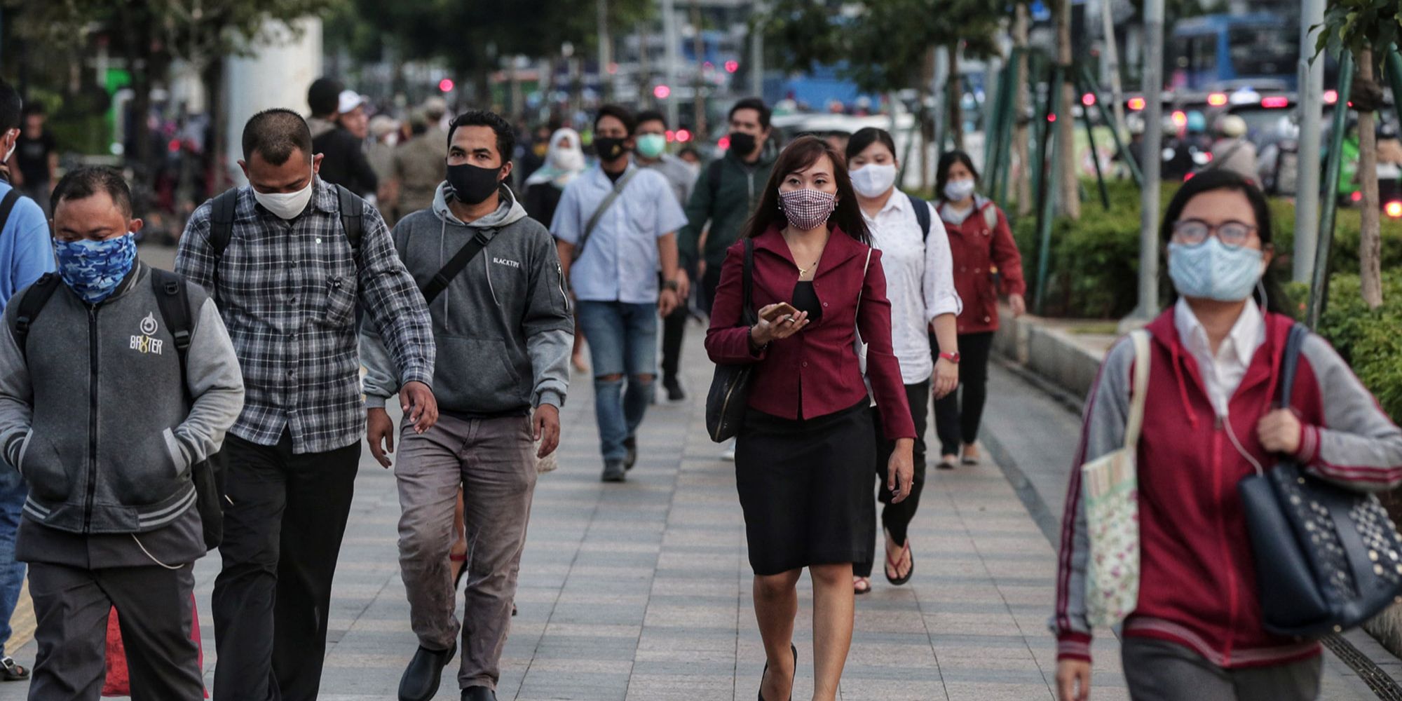 Sekarang Ada Aturan Baru, Pekerja Tak Perlu Balas Pesan atau Telepon Atasan di Luar Jam Kerja