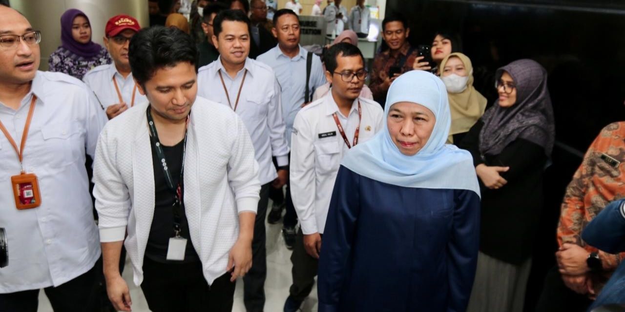 Khofifah-Emil Jalani Tes Kesehatan di RSUD dr Soetomo