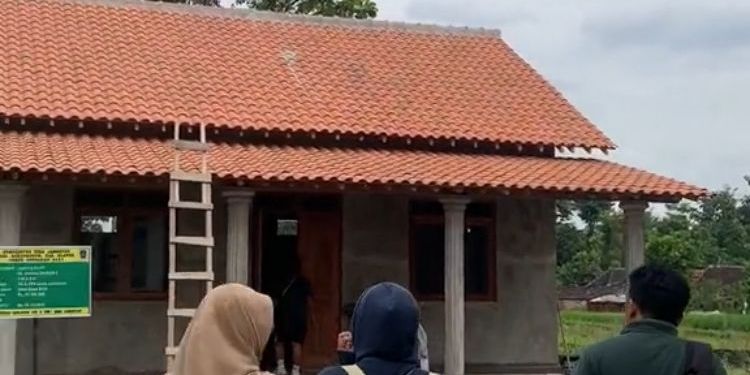 Sempat Viral karena Dibuatkan Rumah Baru untuk Posko, Ini yang Dilakukan Mahasiswa KKN Sebelum Pulang